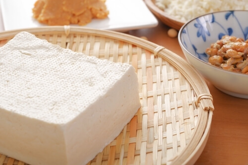 木綿豆腐と納豆、お味噌の写真
